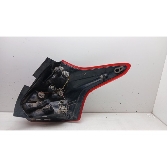 Recambio de piloto trasero izquierdo para ford focus iii 1.6 tdci referencia OEM IAM bm5113405a  