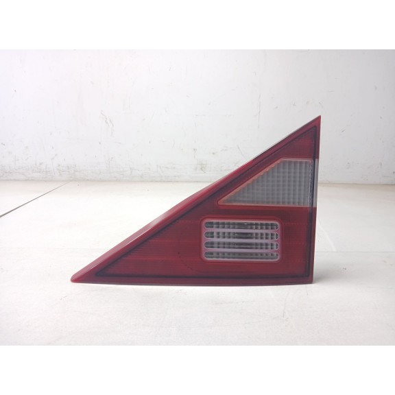 Recambio de piloto trasero derecho interior para ssangyong rodius i 2.7 xdi referencia OEM IAM   