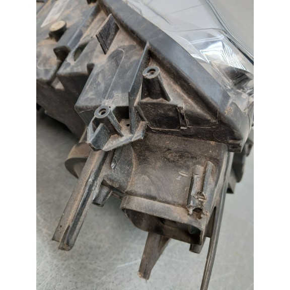 Recambio de faro derecho para opel combo e tour / life (k9) 1.5 referencia OEM IAM 90145300 961682480 