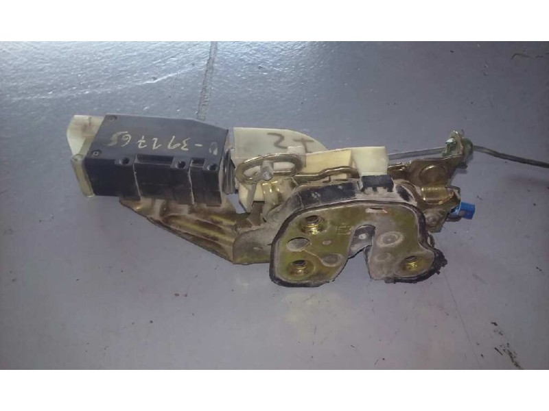 Recambio de cerradura puerta delantera izquierda para opel corsa b eco referencia OEM IAM  3P 5 PINS