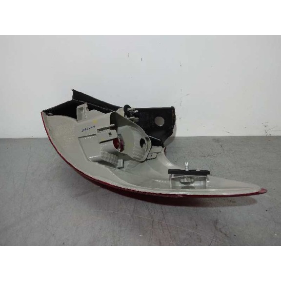 Recambio de piloto trasero izquierdo para renault megane iii berlina 5 p referencia OEM IAM 265550007R  