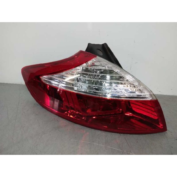 Recambio de piloto trasero izquierdo para renault megane iii berlina 5 p referencia OEM IAM 265550007R  