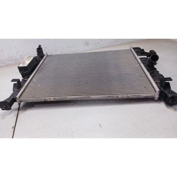 Recambio de radiador agua para mg mg zs suv 1.0 t-gdi referencia OEM IAM 12464643  