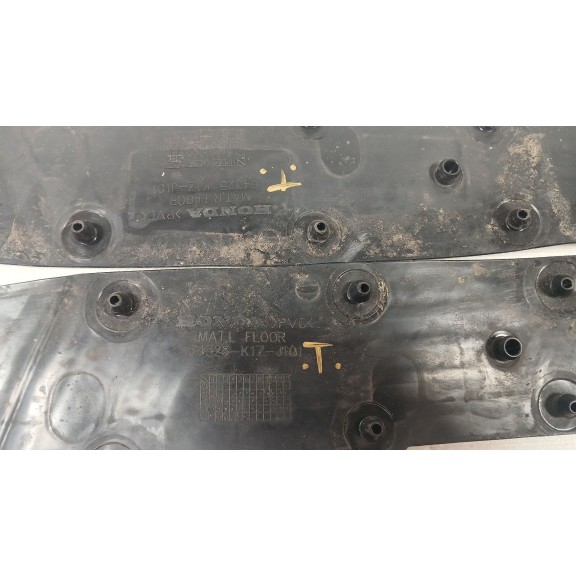 Recambio de gomas contorno puerta para honda pcx pcx 125 (jk05) referencia OEM IAM 64325K1ZJ101  