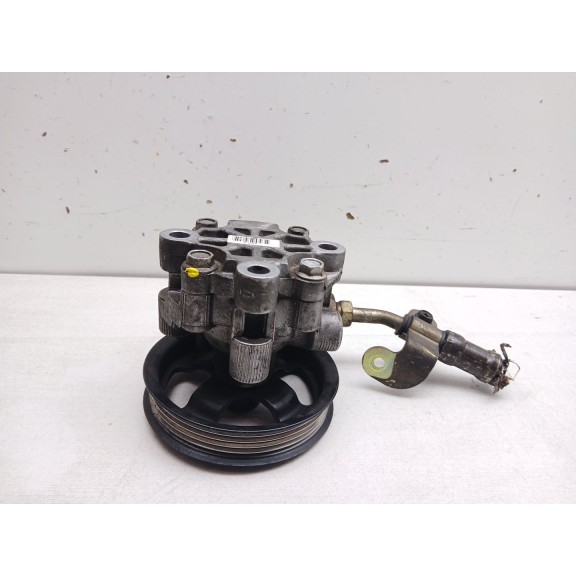 Recambio de bomba direccion para toyota avensis sedán (_t25_) 2.0 d-4d (cdt250_) referencia OEM IAM   