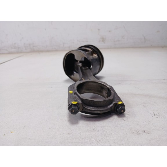 Recambio de piston para opel mokka excellence referencia OEM IAM 0687776302  