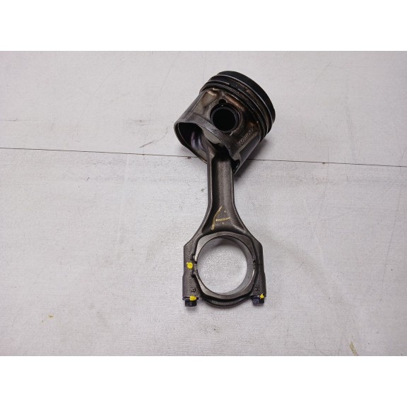 Recambio de piston para opel mokka excellence referencia OEM IAM 0687776302  