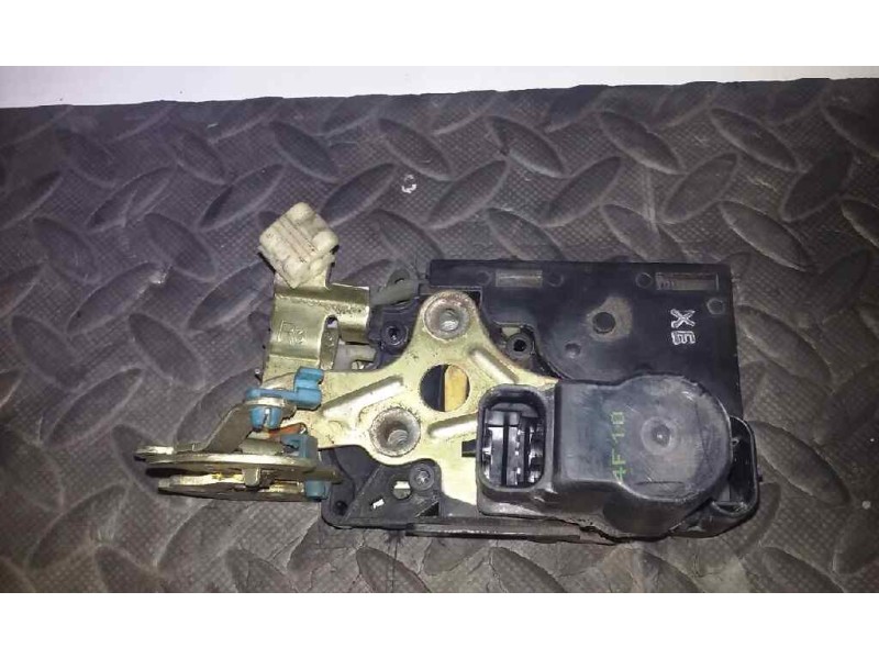 Recambio de cerradura puerta delantera derecha para daewoo lacetti se referencia OEM IAM   2PIN