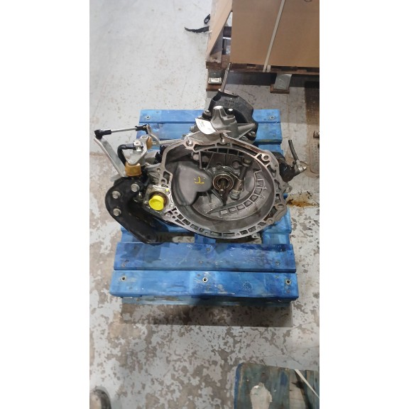 Recambio de caja cambios para chevrolet aveo 1.4 cat referencia OEM IAM 96180859 83.000KM 5V