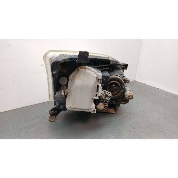 Recambio de faro izquierdo para toyota avensis sedán (_t25_) 1.8 (zzt251_) referencia OEM IAM KOITO0543  