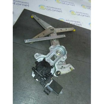 ELEVALUNAS DELANTERO DERECHO 