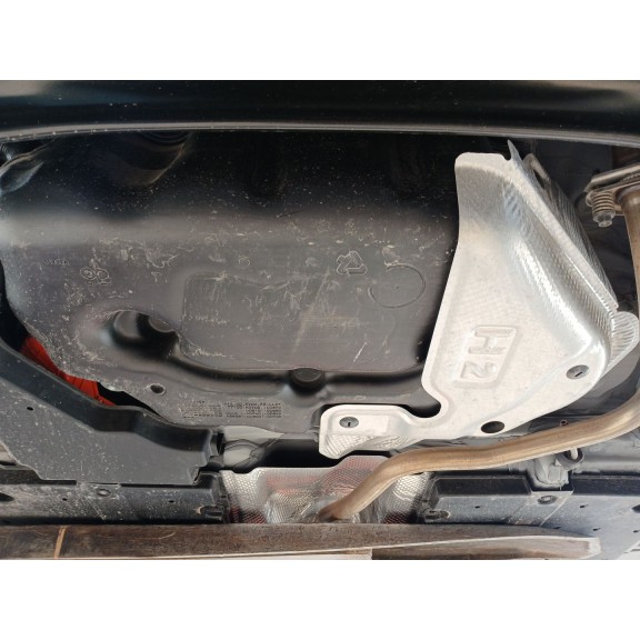 Recambio de deposito combustible para toyota yaris (_p21_, _pa1_, _ph1_) 1.5 hybrid (mxph11) referencia OEM IAM   