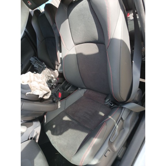 Recambio de juego asientos completo para toyota yaris (_p21_, _pa1_, _ph1_) 1.5 hybrid (mxph11) referencia OEM IAM   