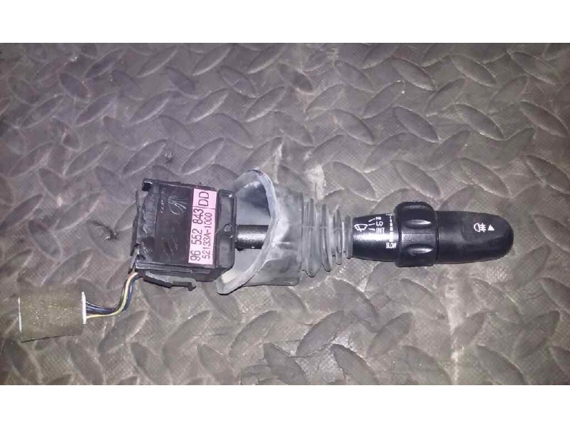 Recambio de mando limpia para daewoo lacetti se referencia OEM IAM 96552843  