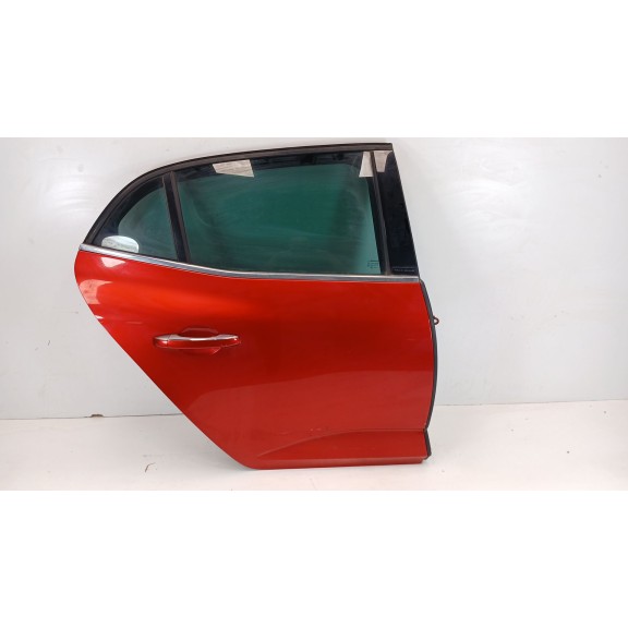 Recambio de puerta trasera derecha para renault megane iv berlina 5p intens referencia OEM IAM 821001172R  821001172R
