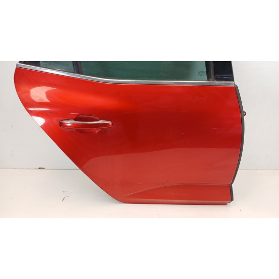 Recambio de puerta trasera derecha para renault megane iv berlina 5p intens referencia OEM IAM 821001172R  821001172R