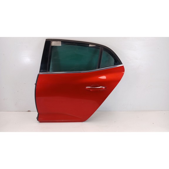 Recambio de puerta trasera izquierda para renault megane iv berlina 5p intens referencia OEM IAM 821015121R  821015121R