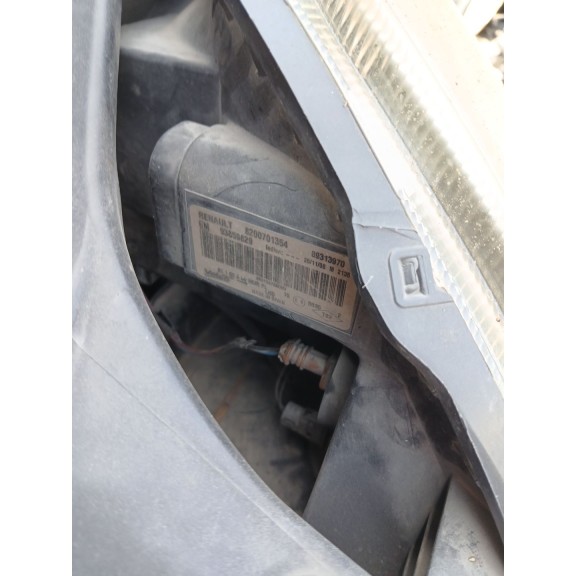 Recambio de faro izquierdo para nissan primastar furgoneta (x83) 2.0 dci 115 referencia OEM IAM   