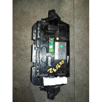 Recambio de display para renault megane iii berlina 5 p bose edition referencia OEM IAM 259153411R  