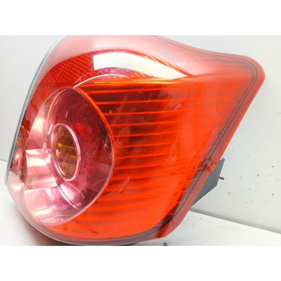 Recambio de piloto trasero derecho para toyota avensis (_t25_) 1.8 (zzt251_) referencia OEM IAM 89031413 815610513000 