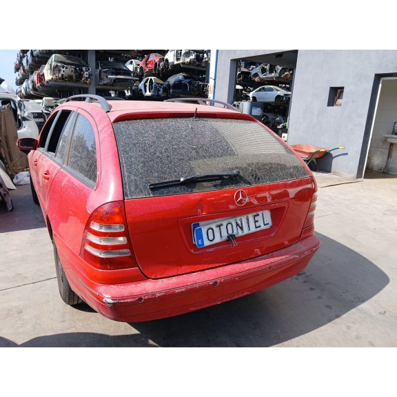 mercedes-benz clase c (w203) del año 2001