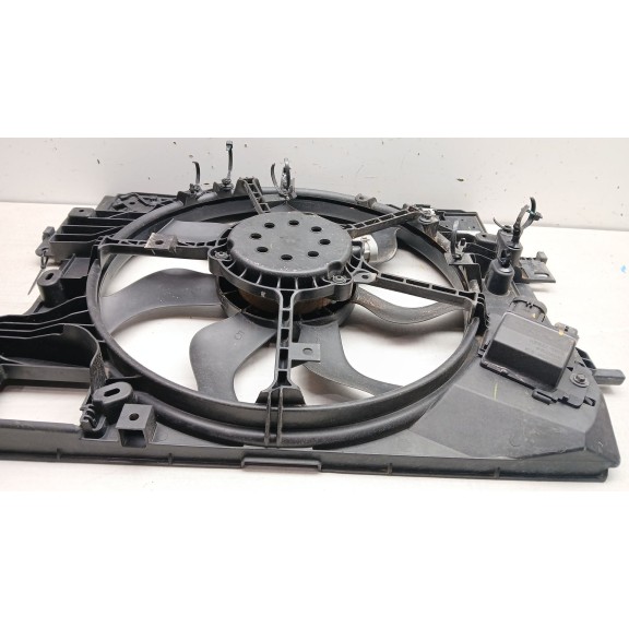 Recambio de electroventilador para renault captur ii (hf_) blue dci 115 (hfad) referencia OEM IAM 214810411R MM119781183A 
