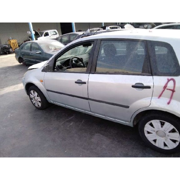 ford fiesta (cbk) del año 2004