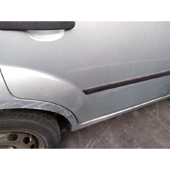 ford fiesta (cbk) del año 2004