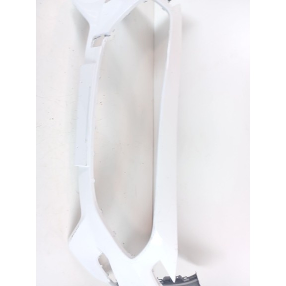 Recambio de paragolpes delantero para mg zs luxury referencia OEM IAM P10628329  