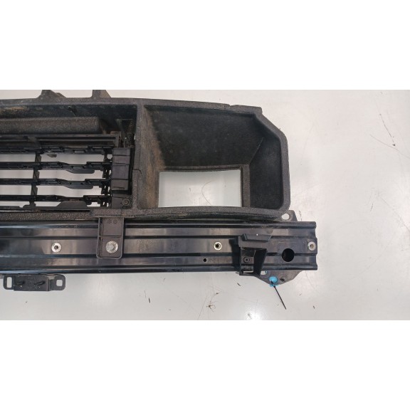 Recambio de refuerzo paragolpes delantero para renault captur ii (hf_) blue dci 115 (hfad) referencia OEM IAM   