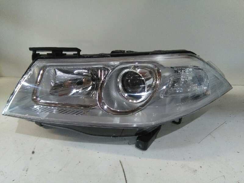 Recambio de faro izquierdo para renault megane ii berlina 3p referencia OEM IAM 7701064018 NUEVO FASE II CON LUPA