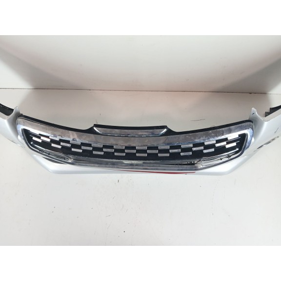 Recambio de paragolpes delantero para peugeot 208 1.6 16v hdi fap referencia OEM IAM 9672794477  