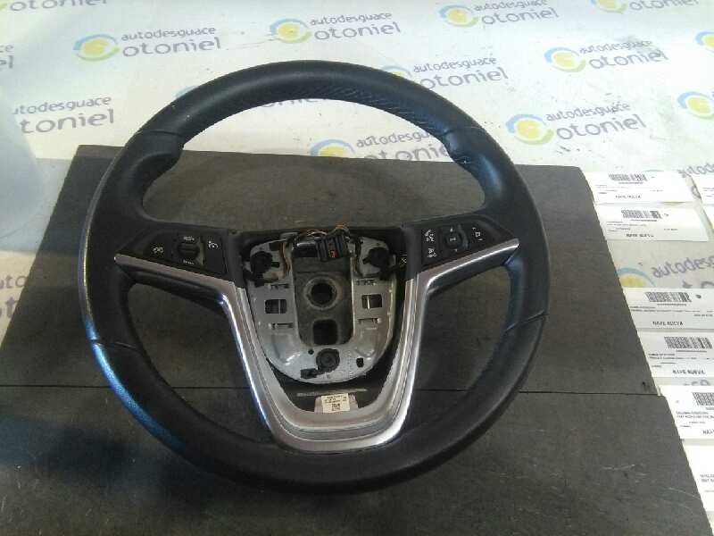 Recambio de volante para opel astra j lim. enjoy referencia OEM IAM 13305818  CON MANDOS