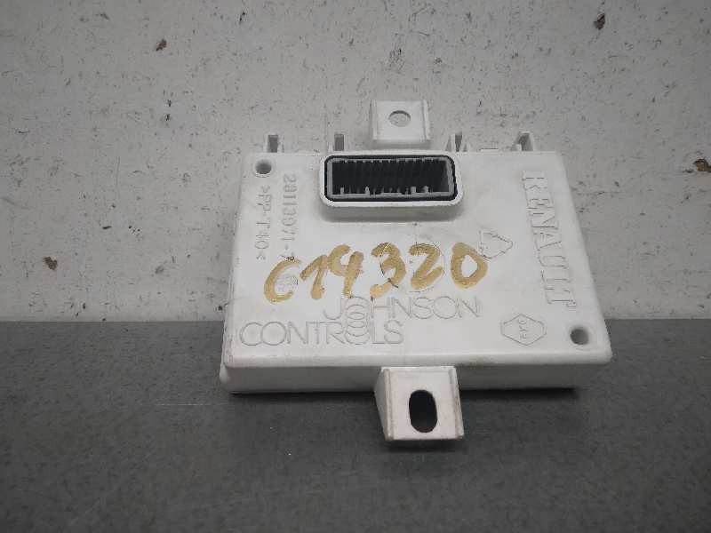 Recambio de modulo electronico para renault clio grandtour 20 aniversario referencia OEM IAM 280380655R  
