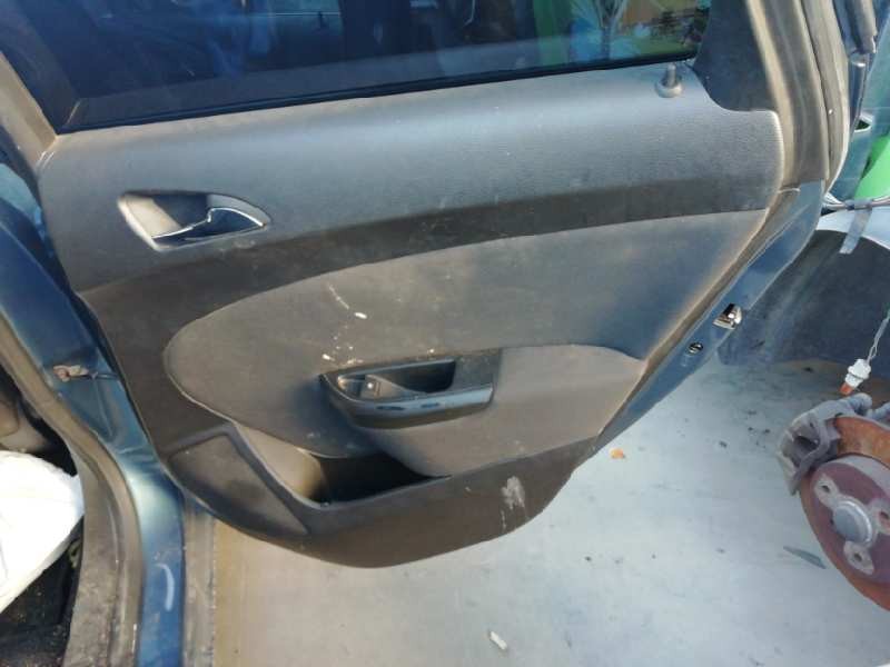 Recambio de guarnecido puerta trasera derecha para opel astra j lim. selective referencia OEM IAM 13258682  