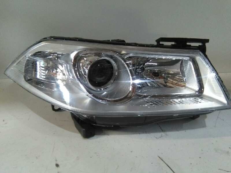 Recambio de faro derecho para renault megane ii berlina 3p referencia OEM IAM 7701064020 NUEVO FASE II CON LUPA