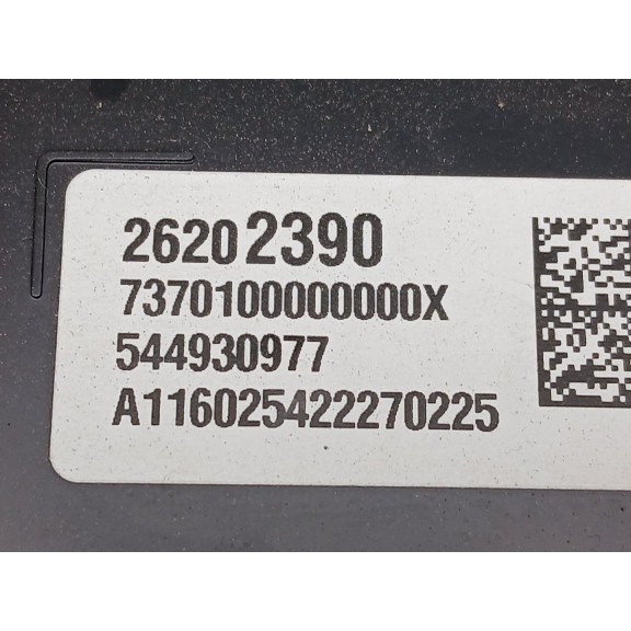 Recambio de sistema audio / radio cd para opel insignia berlina excellence referencia OEM IAM 26202390 7370100000000X A116025422