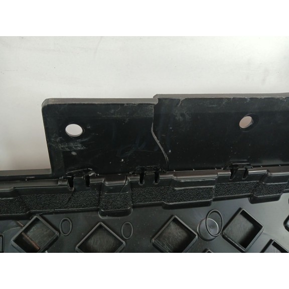 Recambio de paragolpes delantero para mg mg 4 (eh32) ev referencia OEM IAM P11183302  