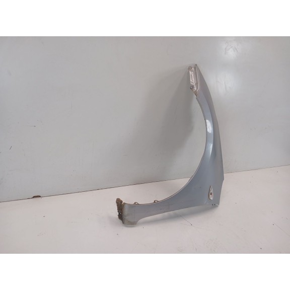 Recambio de aleta delantera izquierda para kia cee´d (jd) 1.4 mpi referencia OEM IAM 66311A2030  