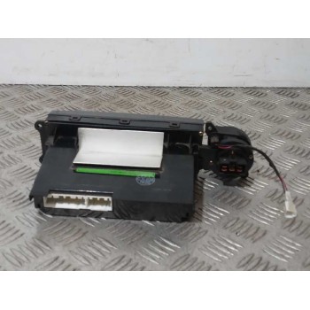 Recambio de mando climatizador para ssangyong rodius 2.7 turbodiesel cat referencia OEM IAM 6870021021  