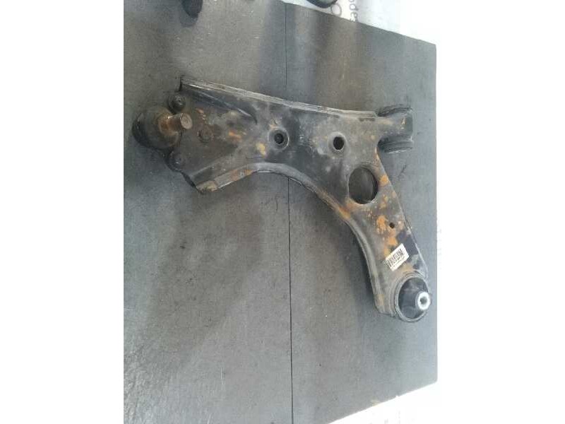 Recambio de brazo suspension inferior delantero izquierdo para fiat 500 l (330) basic referencia OEM IAM   
