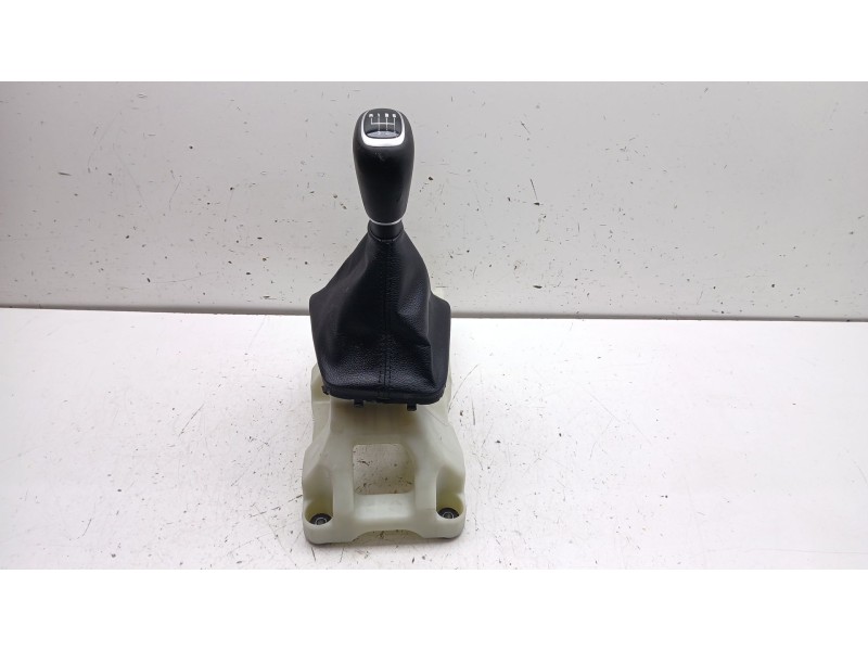 Recambio de palanca cambio para kia ceed (cd) 1.6 crdi 136 eco-dynamics+ referencia OEM IAM 43700J7810WK 43700j7115wk 