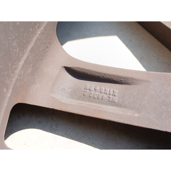 Recambio de llanta para toyota avensis touring sports advance referencia OEM IAM 7JX17 ET45  X1