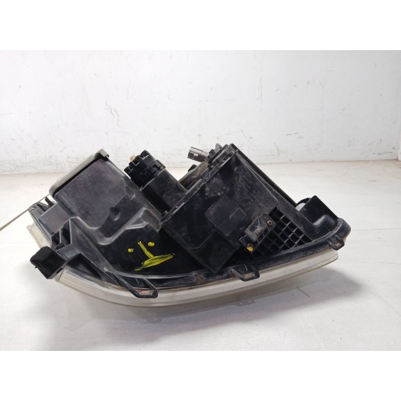 Recambio de faro izquierdo para toyota avensis (_t25_) 1.8 (zzt251_) referencia OEM IAM 8117005194  