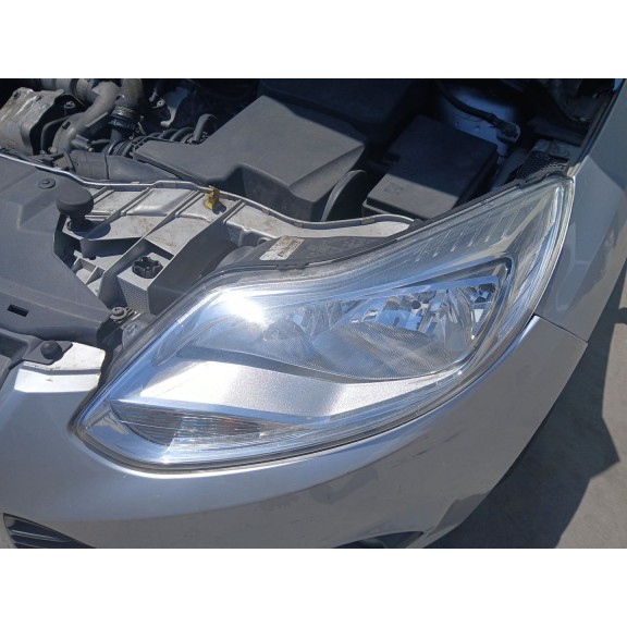 Recambio de faro izquierdo para ford focus iii turnier 1.6 tdci referencia OEM IAM   