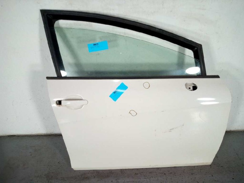 Recambio de puerta delantera derecha para seat leon (1p1) comfort limited referencia OEM IAM 1P0831056A  