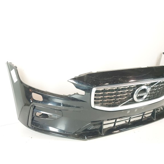 Recambio de paragolpes delantero para volvo s60 ii (134) d2 referencia OEM IAM 31690530  