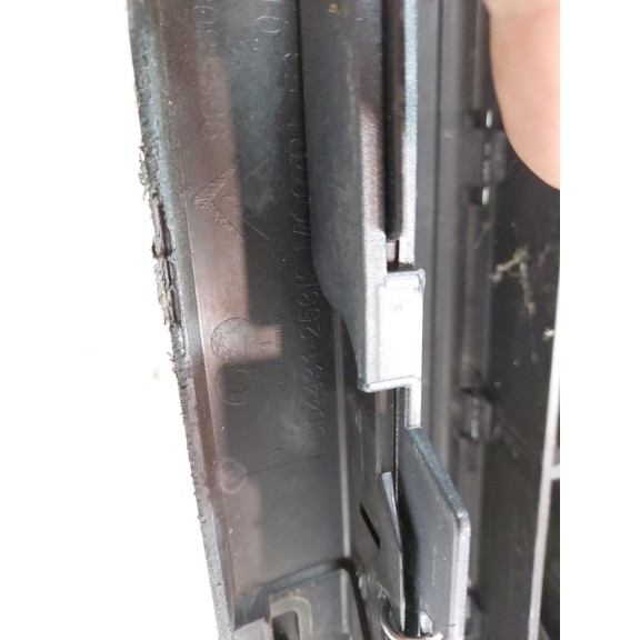 Recambio de paragolpes delantero para citroën c3 picasso (sh_) 1.6 vti referencia OEM IAM 99831L01  