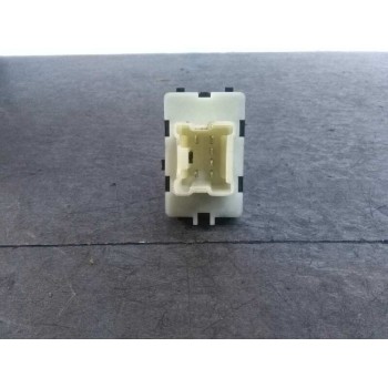 Recambio de mando elevalunas trasero derecho para renault captur luxe referencia OEM IAM   