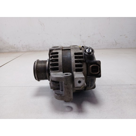 Recambio de alternador para toyota avensis (_t25_) 2.2 d-4d (adt251_) referencia OEM IAM 1042104520  